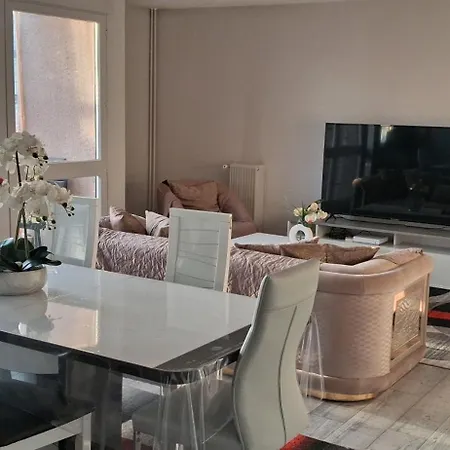 Appartement Large Entire Near Paris *