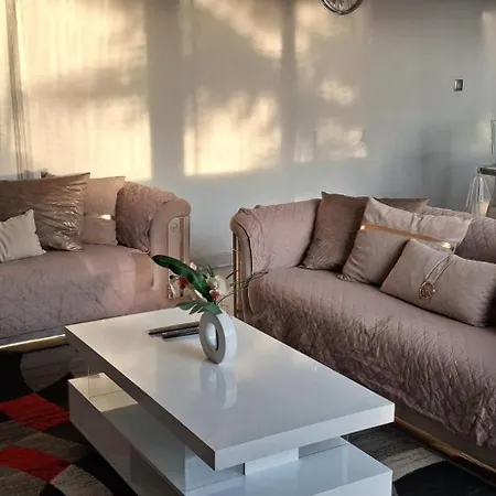 Appartement Large Entire Near Paris Creil